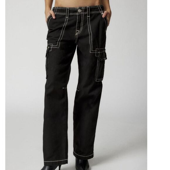 True Religion x Urban Outfitters Exclusive Black Cargo Jeans Size 29 NEW w tags - Picture 4 of 8